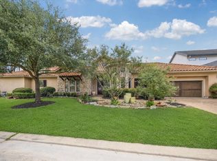 70 Shadow Creek Ridge Dr, Spring, TX 77389