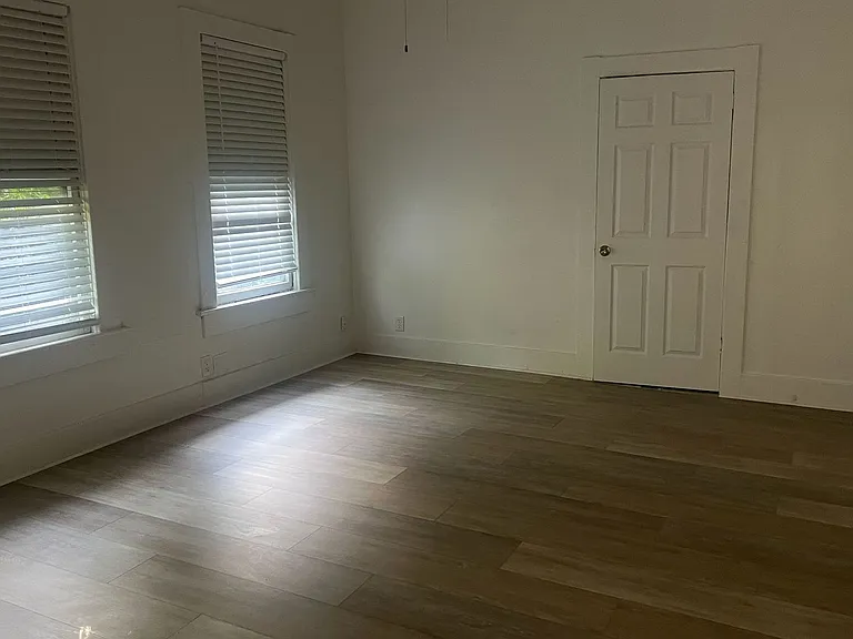 1380 Live Oak Ave — Photo 3