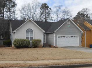 40 Fairclift Dr, Covington, GA 30016