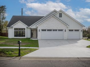 3511 SE Howard Dr, Topeka, KS 66605