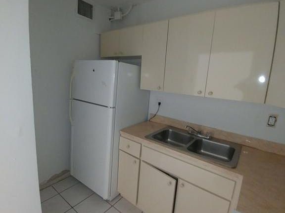 5th image of 12955 NE 6th Ave APT 410