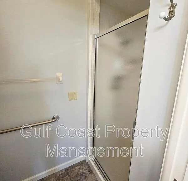 5808 Garden Lakes Dr — Photo 14