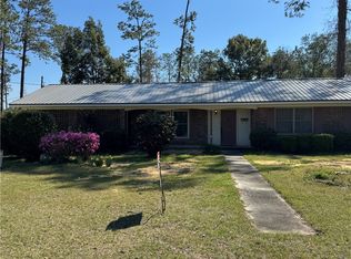 912 Coral Rd, Waycross, GA 31501