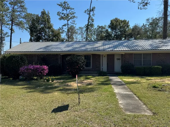 912 Coral Rd, Waycross, GA 31501