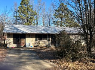 705 Meadowbrook Dr, Mena, AR 71953