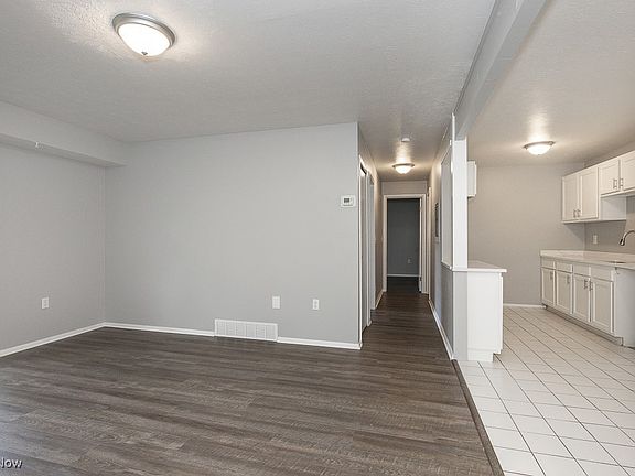 2nd image of 8381 N Akins Rd #H3