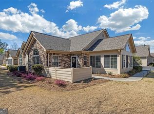 402 Silver Summit Dr SE, Conyers, GA 30094