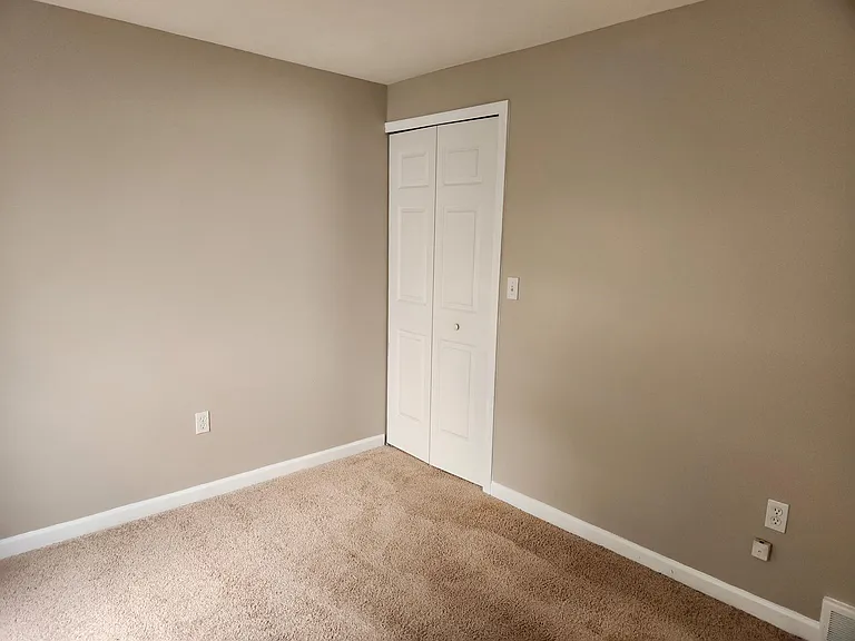 113 Braintree Dr — Photo 20