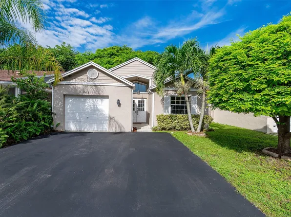 205 SW 159th Way, Sunrise, FL 33326
