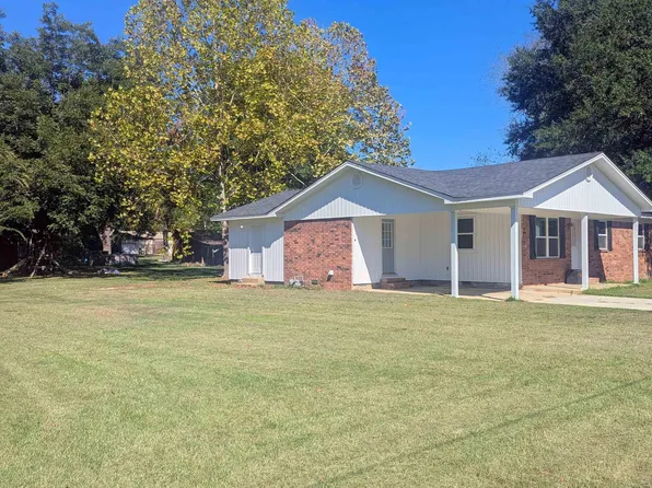 205 N Ash St, Poyen, AR 72128