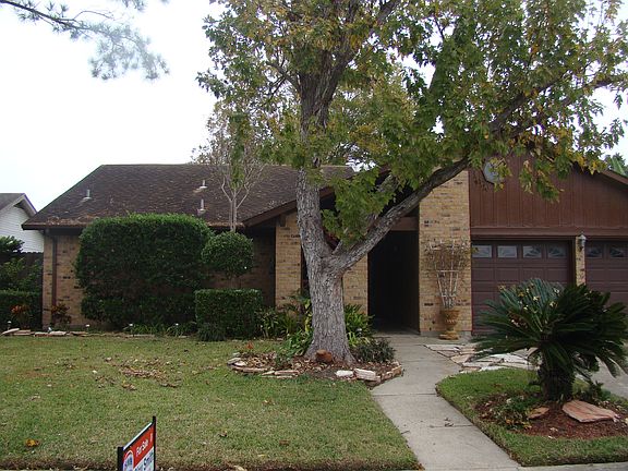 2nd image of 6215 Canada Dr