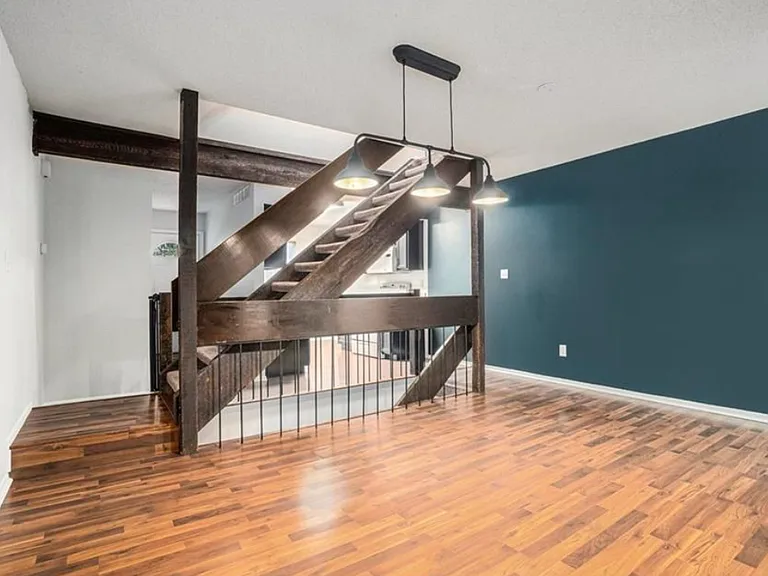 8067 N Stoddard Ave — Photo 3