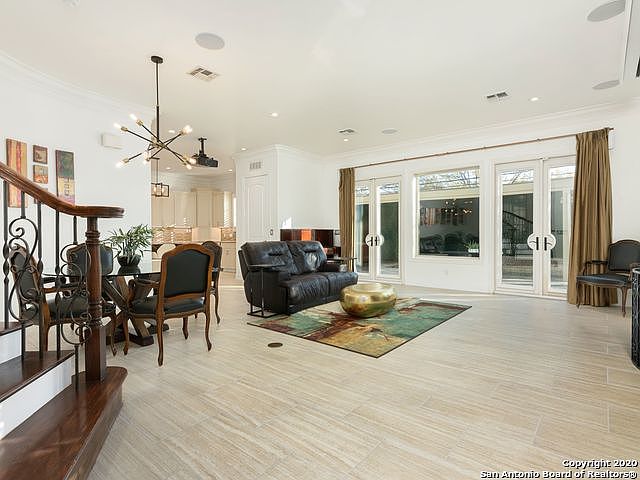1st image of 122 Harrigan Ct #122