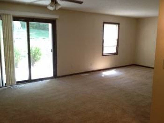 5th image of 6347 Alderwood Cir APT B