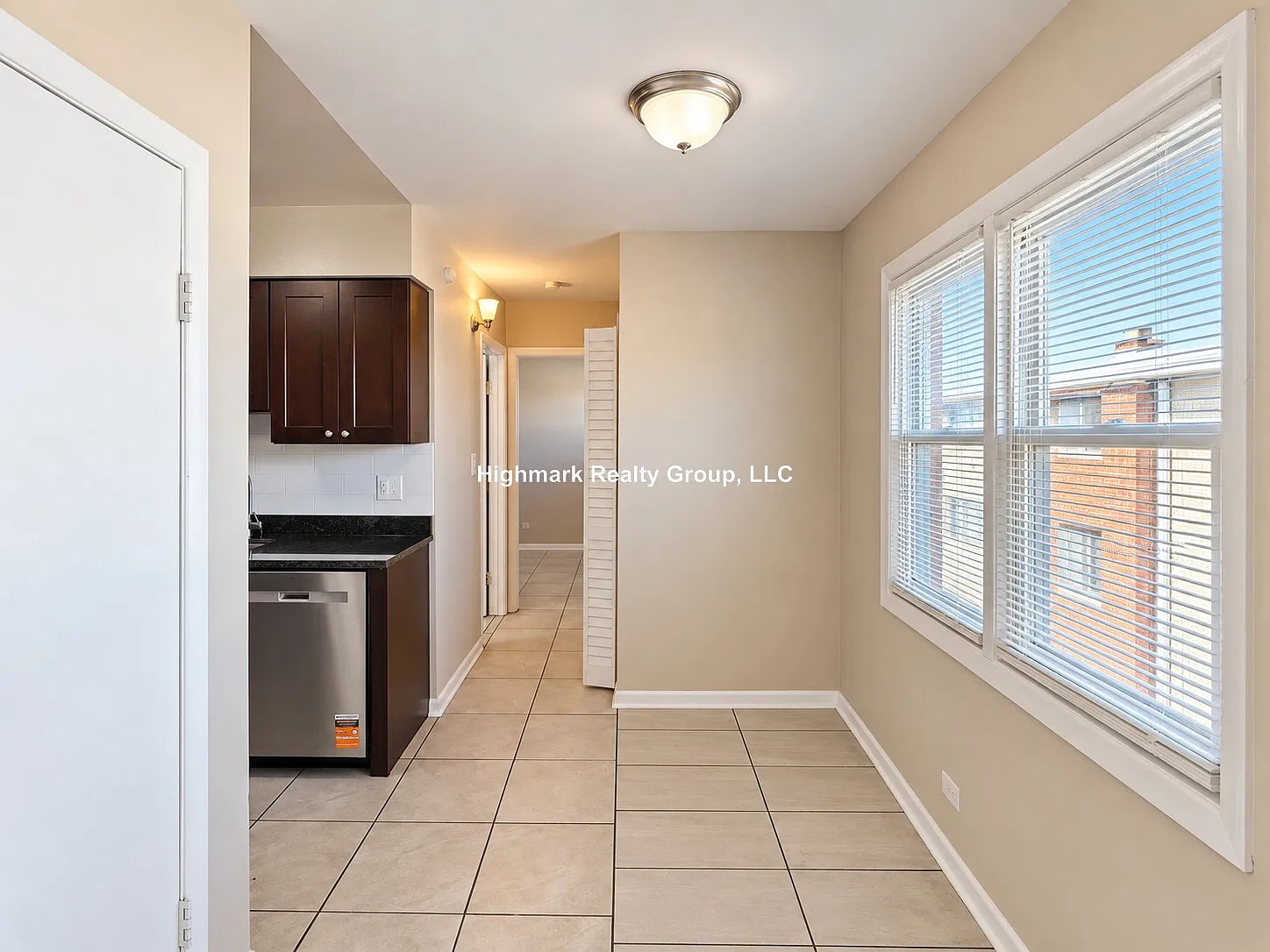 1 bed, 1.0 bath, $1,550 — Photo 2