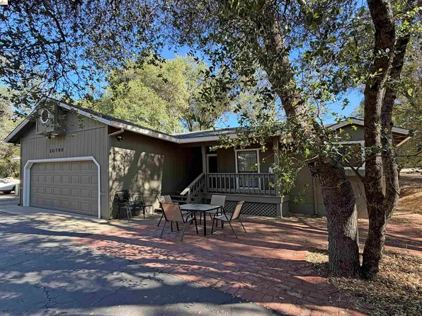 20790 Ferretti Rd, Groveland, CA 95321