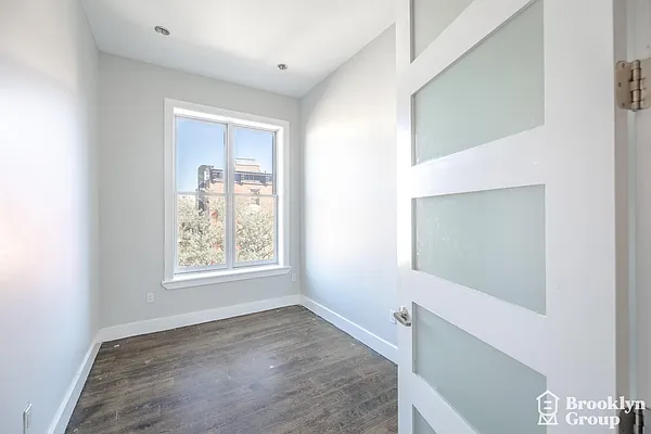 Rented by Brooklyn Group | media 12