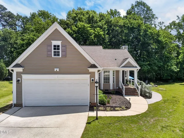 337 Stone Hedge Ct, Holly Springs, NC 27540