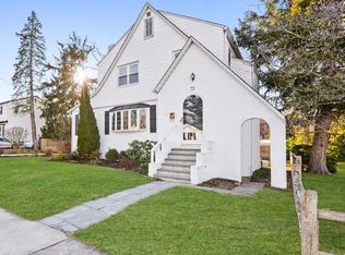 2 Tennyson St, Hartsdale, NY 10530