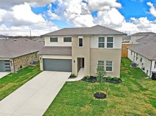 250 Dusty Bridle Ln, Rosharon, TX 77583