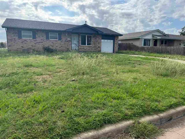 1624 NW 50th St, Lawton, OK 73505