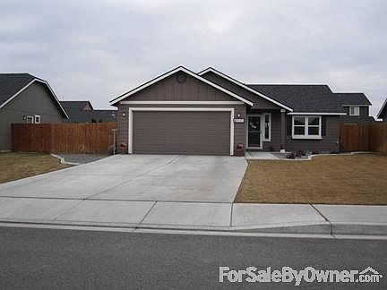 2nd image of 6202 Robert Wayne Dr