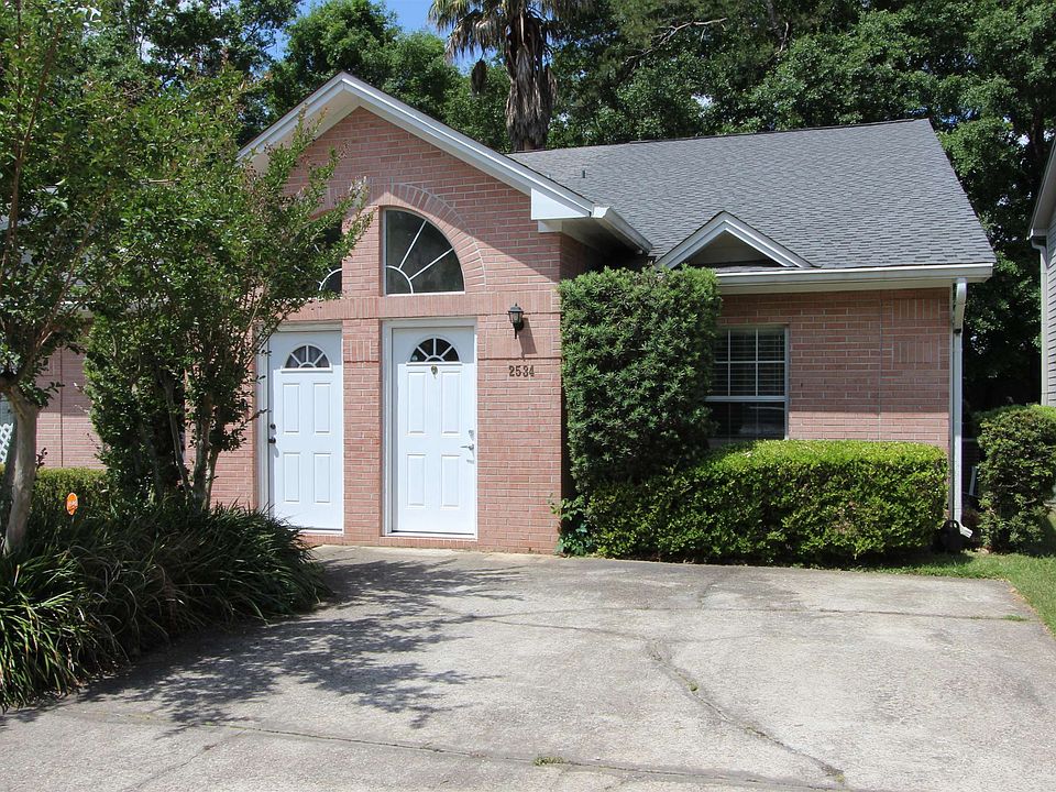 1st image of 2534 Golden Park Ln