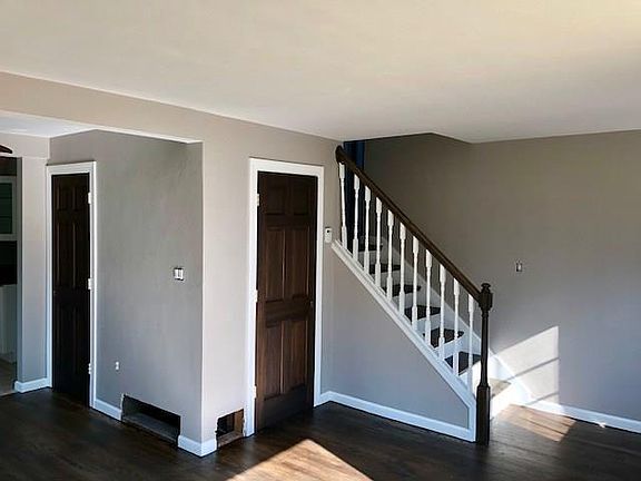 4th image of 1410 Iroquois Dr