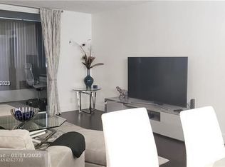 301 NE 14th Ave APT 202, Hallandale, FL 33009
