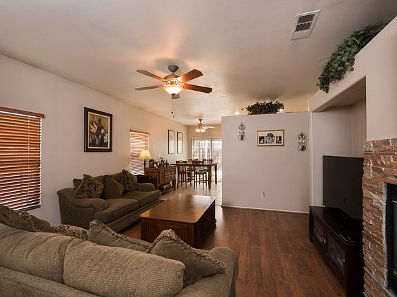 5th image of 15635 Lucia Ln