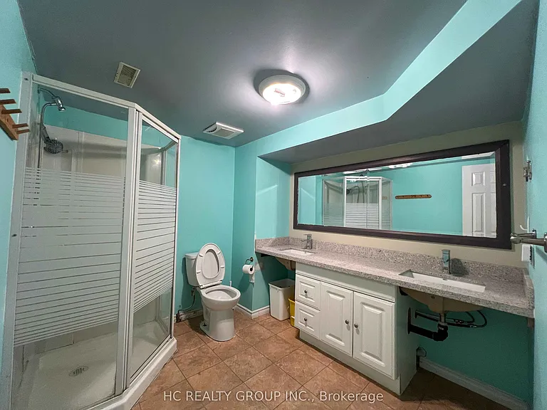 1570 Richmond St #27 — Photo 12