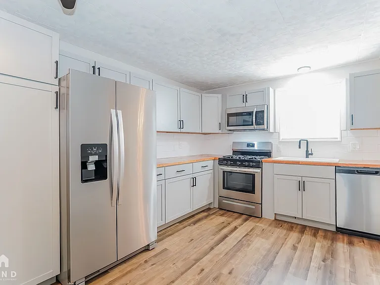 245 Saint Christopher Ln — Photo 11