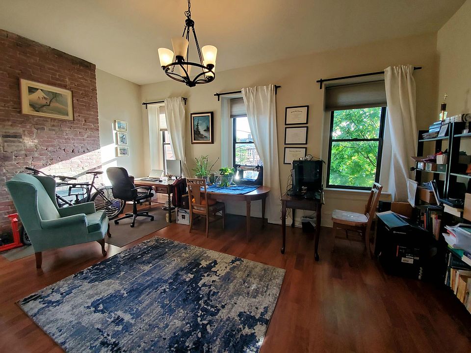 Front Bedroom