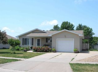 1202 Avenue G, Kearney, NE 68847