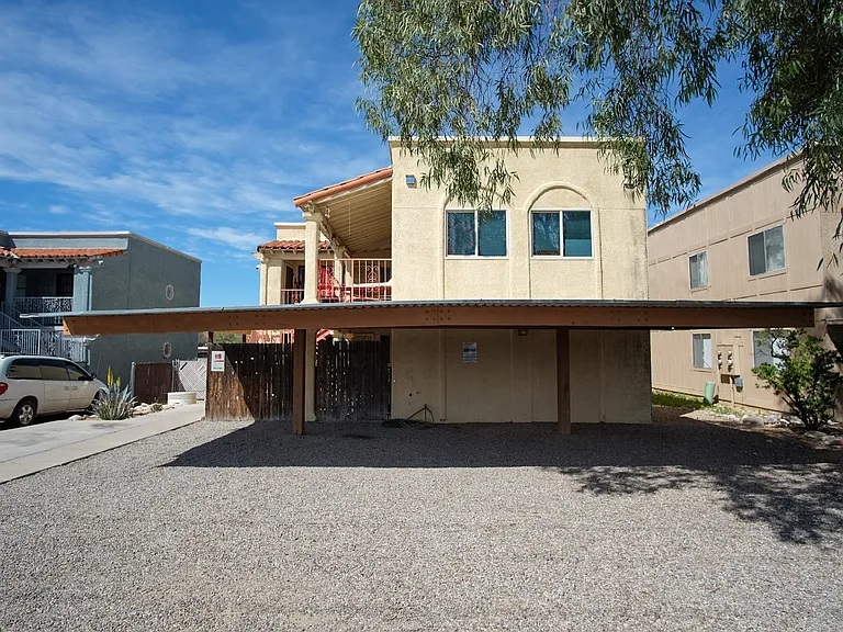603 E Jacinto St — Photo 15