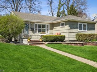 19 Whitman St, Bloomfield, NJ 07003