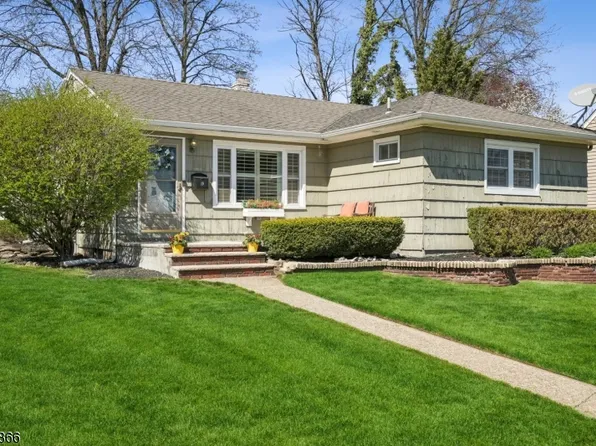 19 Whitman St, Bloomfield Twp., NJ 07003