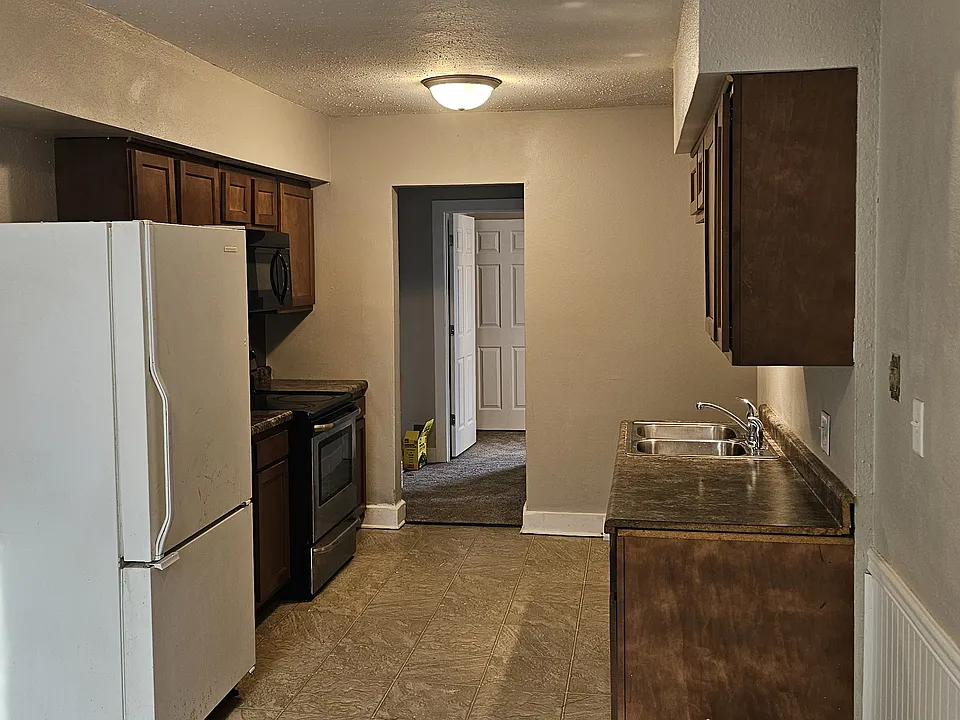 508 Pleasant Ave #2