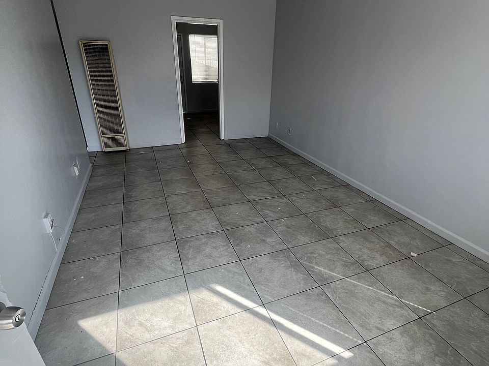 1st image of 4777 Lantana Dr