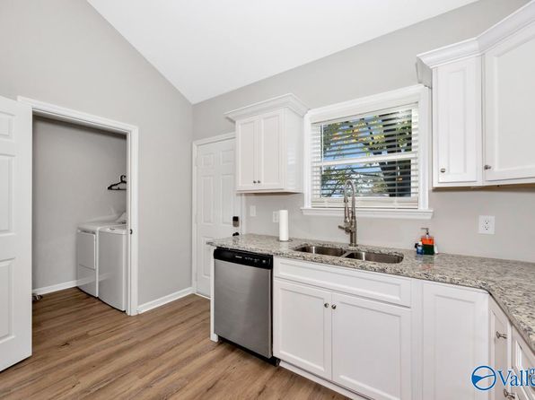 huntsville-alabama-92152030 picture