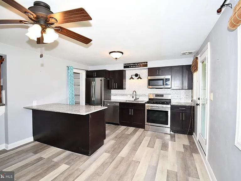 1410 N Forest Park Ave — Photo 14
