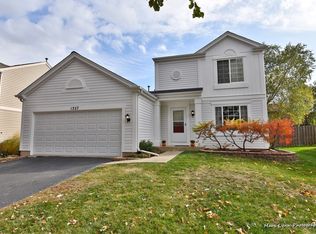1327 Eastwood Dr, Aurora, IL