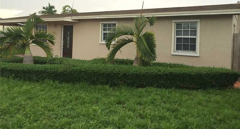 1st image of 4711 NW 196th Ter