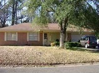 1401 Crestent, Kilgore, TX 75662