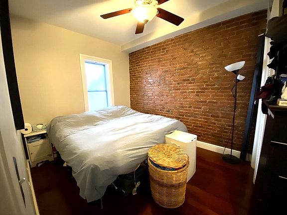 3rd image of 195 Cambridge St #2B