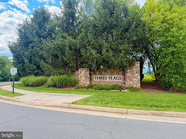 18133 Scenic Creek Ln — Photo 30