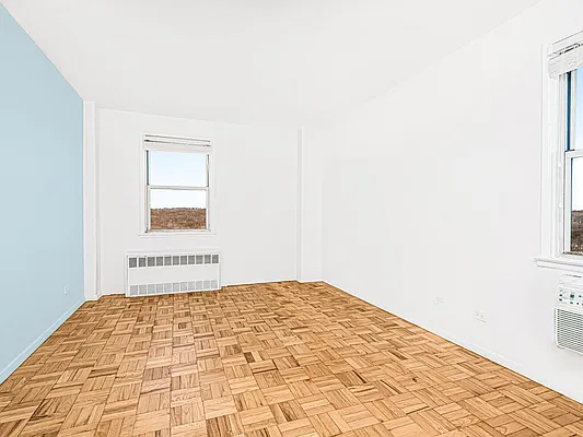 Sold by Douglas Elliman | media 18