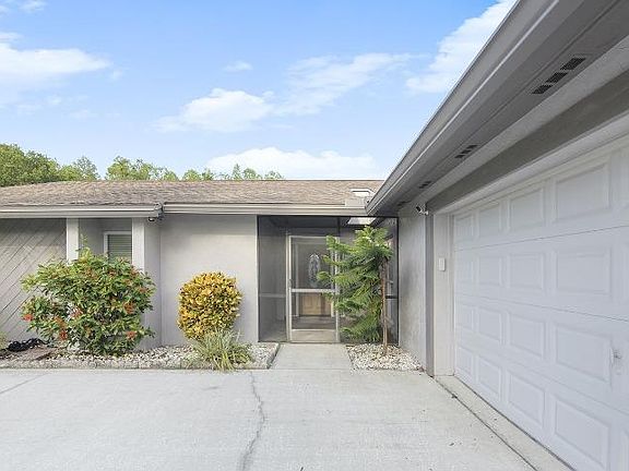 2nd image of 16614 Foothill Dr