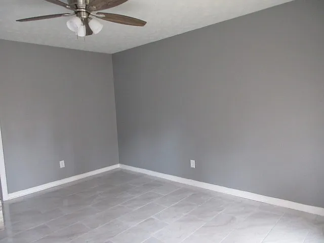 1218 Vesper Dr — Photo 4