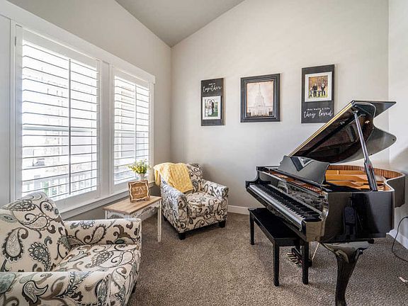5th image of 2251 S Beretta Dr